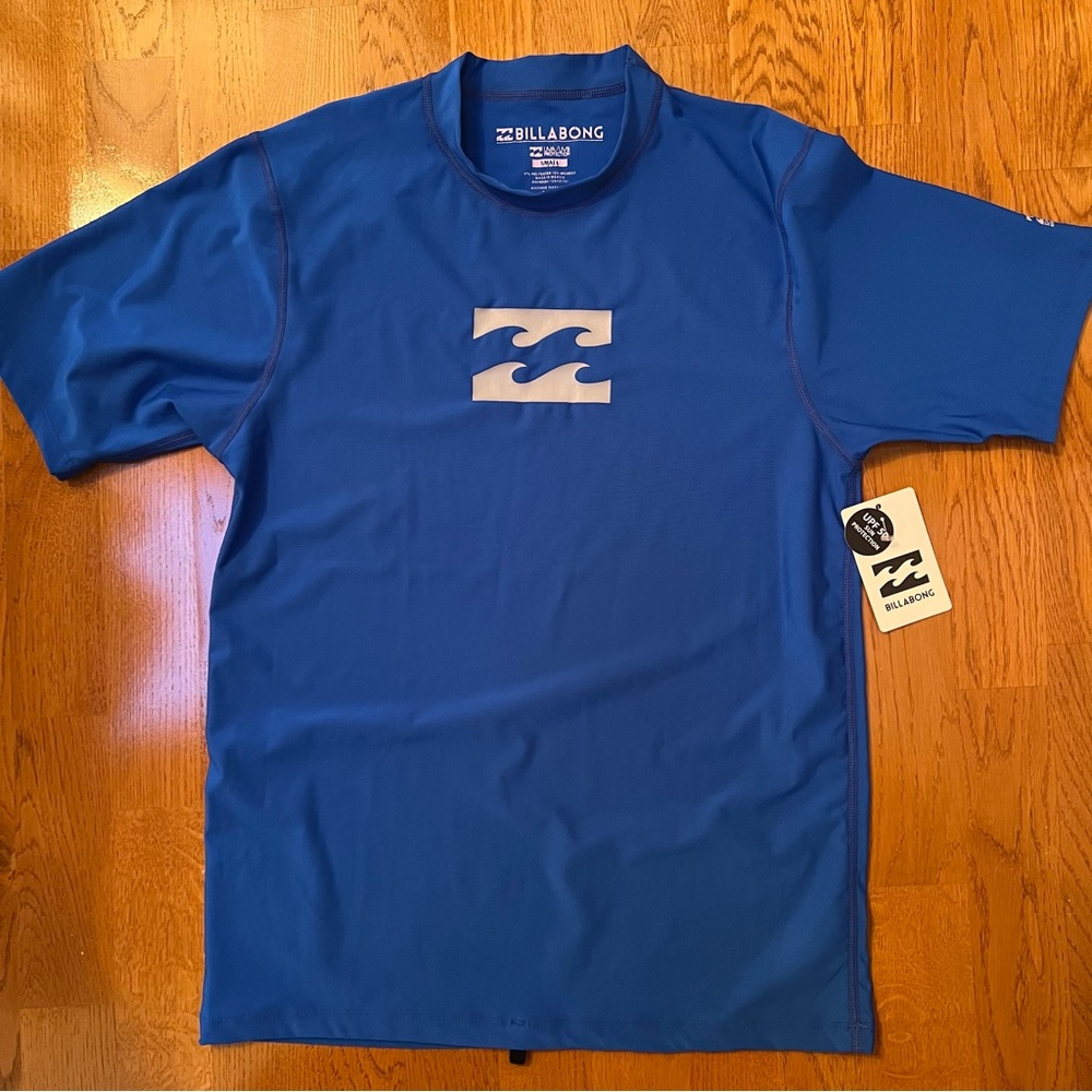 BNWT Billabong Rash-guard